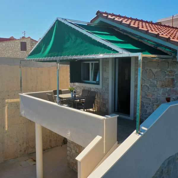 Apartman Dora, Lady D Apartments, Dora and Dario's Fisherman's House, Murter, Croatia Betina
