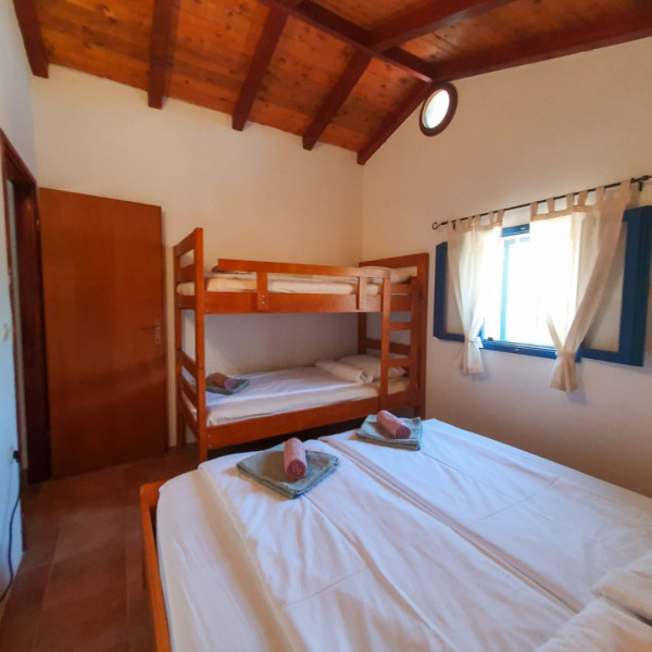 Bedrooms, Ribarska kuća Dario, Lady D Apartments, Dora and Dario's Fisherman's House, Murter, Croatia Betina