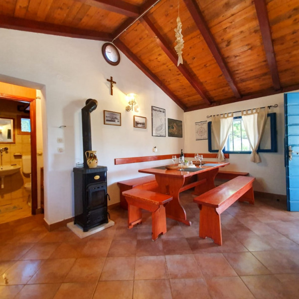 Kitchen, Ribarska kuća Dario, Lady D Apartments, Dora and Dario's Fisherman's House, Murter, Croatia Betina