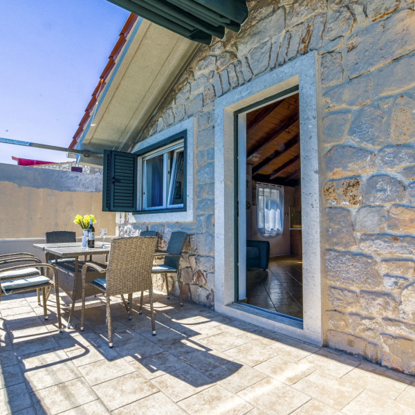 Apartman Dora, Lady D Apartments, Dora and Dario's Fisherman's House, Murter, Croatia Betina