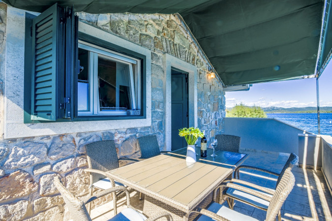 Lady D Apartments, Dora and Dario's Fisherman's House, Murter, Croatia Betina