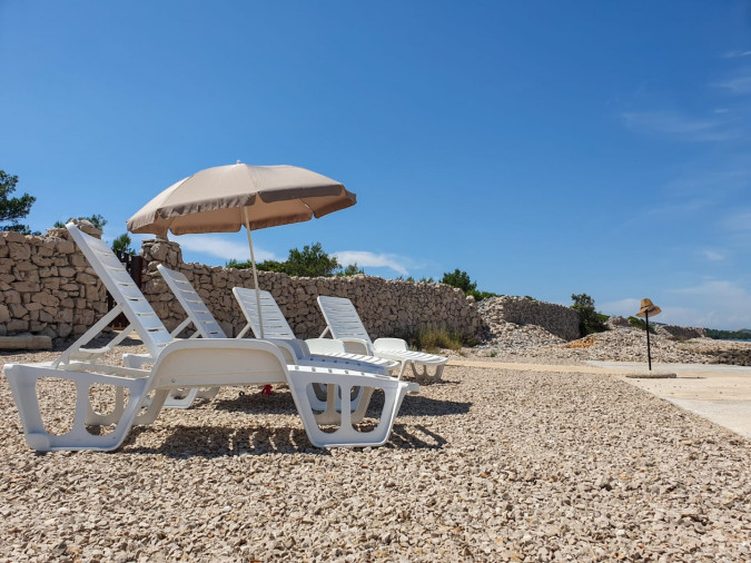 Lady D Apartments, Dora and Dario's Fisherman's House, Murter, Croatia Betina