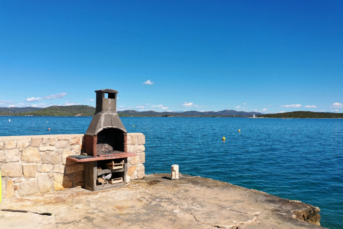 Lady D Apartments, Dora and Dario's Fisherman's House, Murter, Croatia Betina