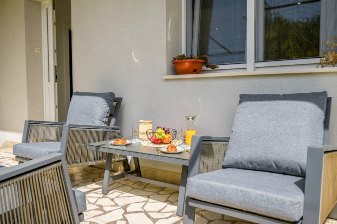Lady D Apartments, Dora and Dario's Fisherman's House, Murter, Croatia Betina
